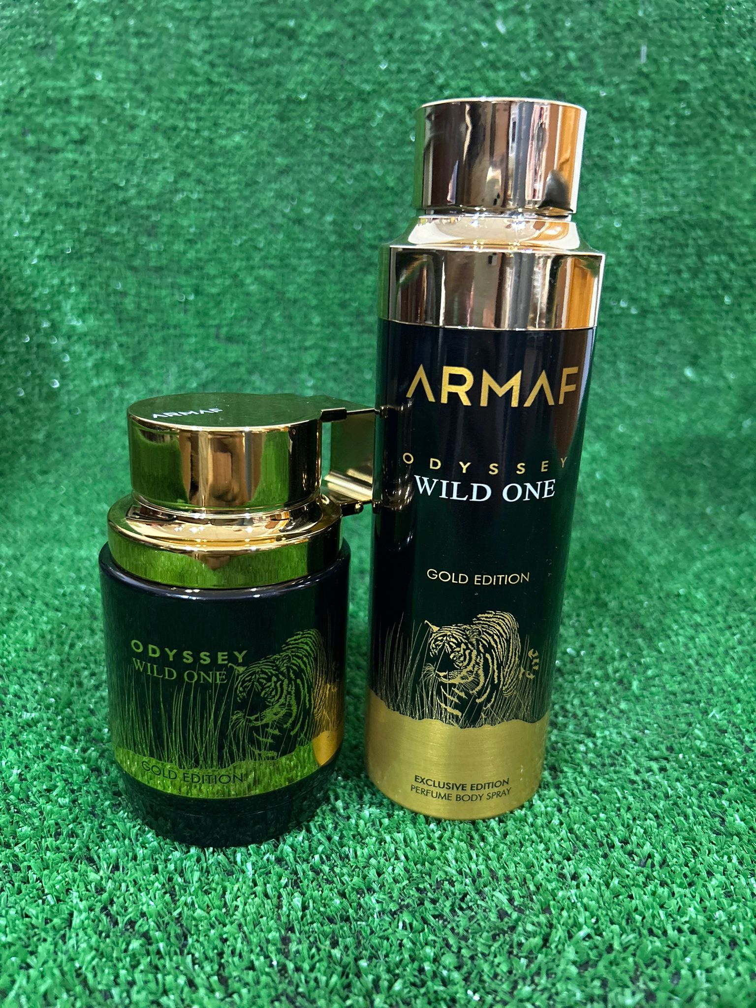 Perfume y desodorante wild one Armaf